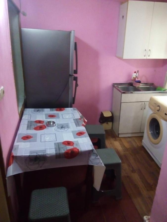 Baazovi 17 Apartment Tbilisi Ngoại thất bức ảnh