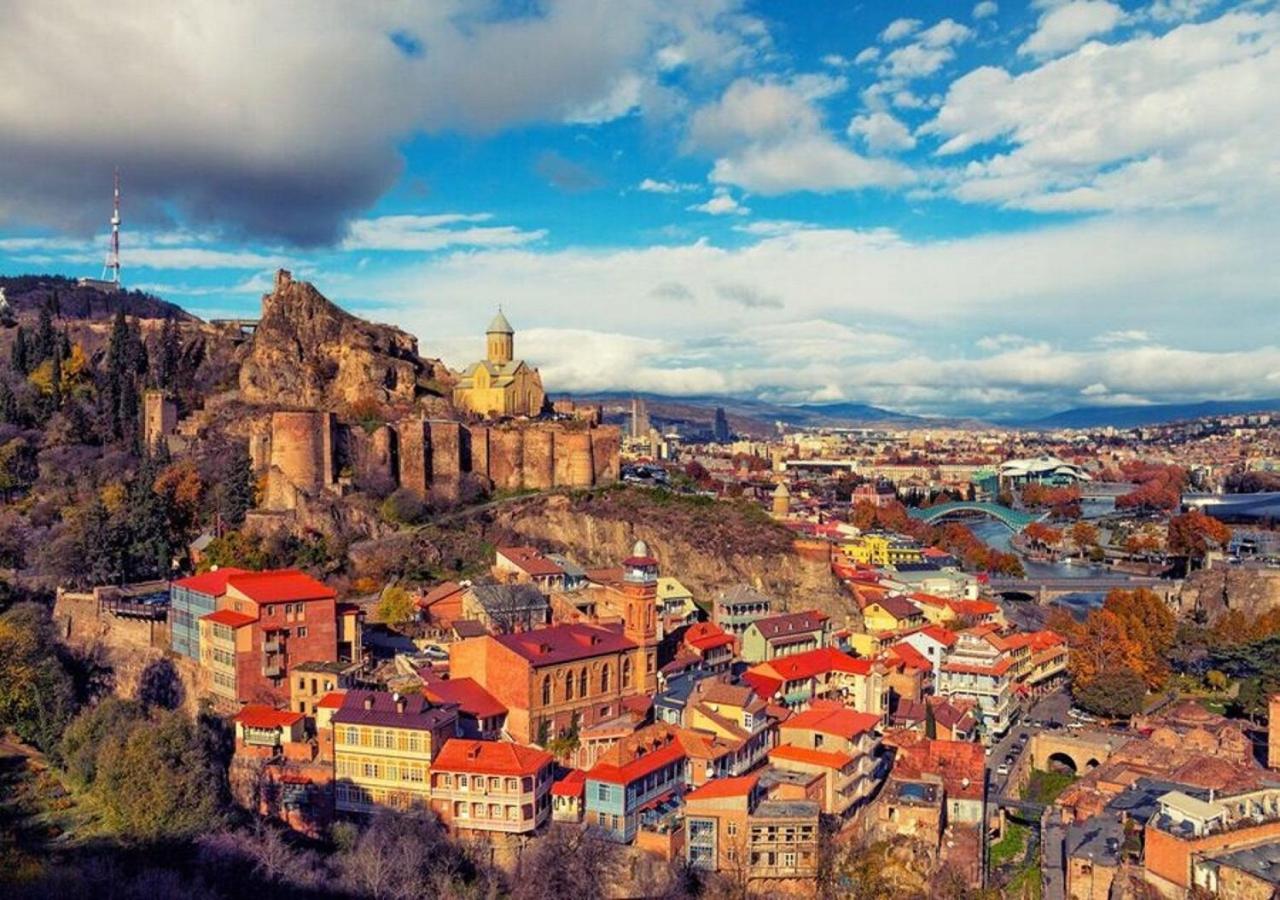 Baazovi 17 Apartment Tbilisi Ngoại thất bức ảnh